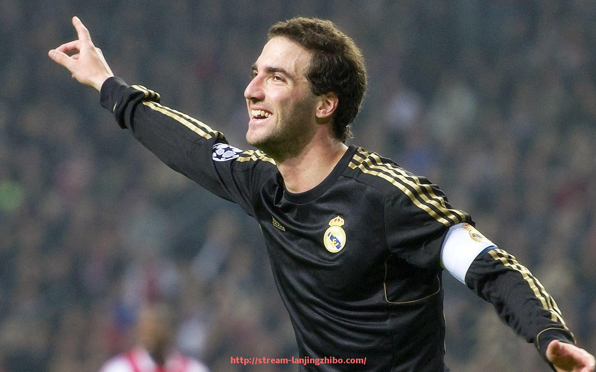 蓝鲸体育直播-齐达内2017年欧冠战术解析:如何运筹帷幄实现皇马双冠辉煌